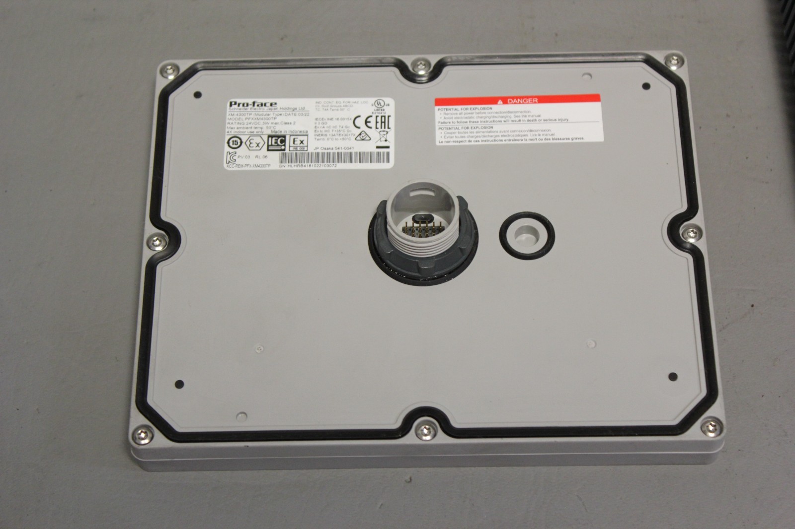 PROFACE MODULAR HMI OPERATOR PANEL PFXXM4300TP & PFXLM4301TADAC XM-4300TP