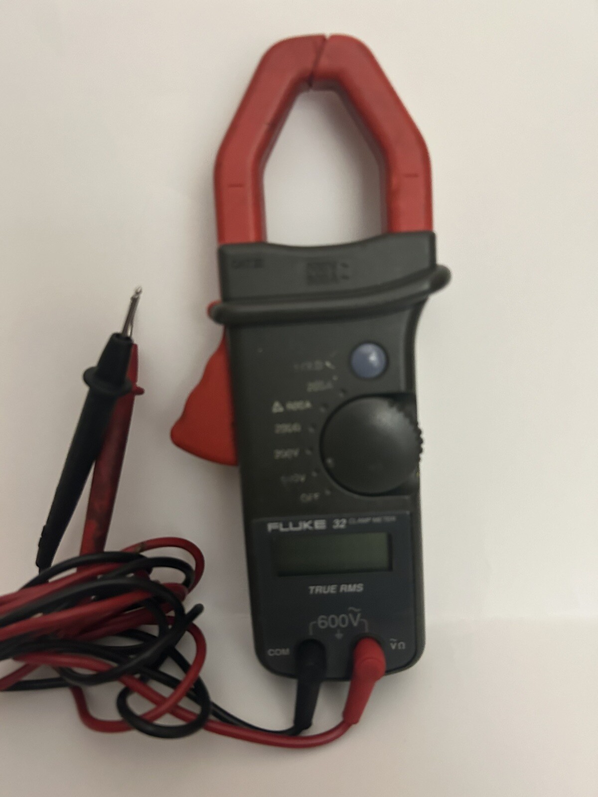 Fluke 32 Clamp Meter With Carying Bag And Wires Tested Fully Functional!