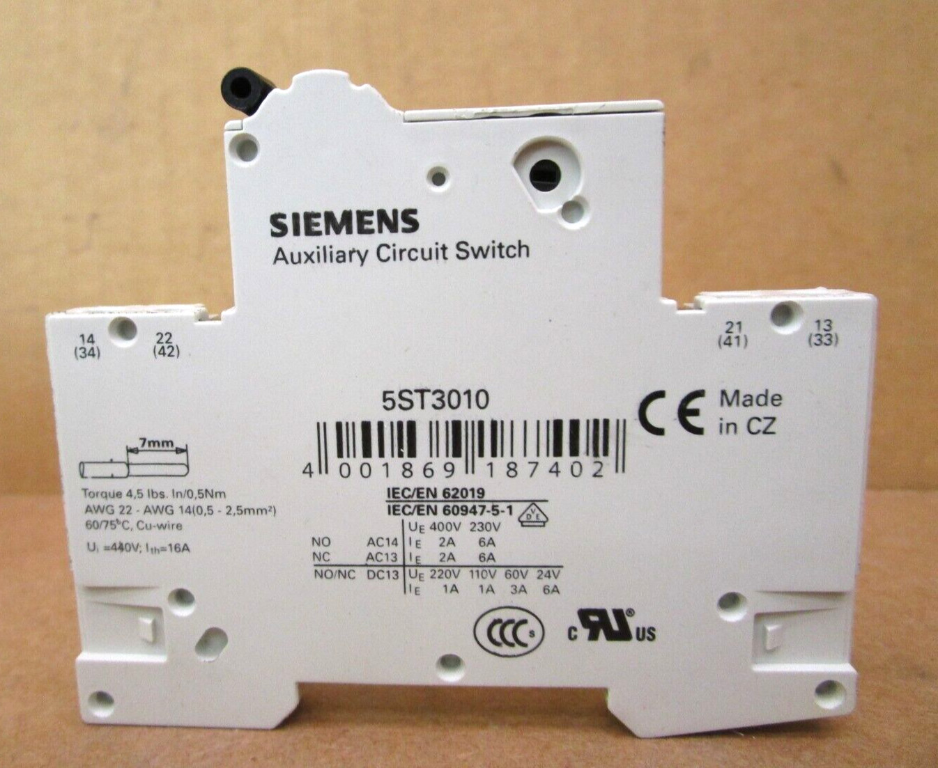 Siemens 5ST3010 Auxiliary Circuit Switch Lot of 3 Pieces 50689HI