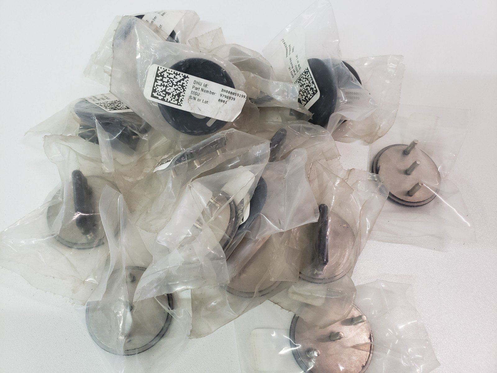LOT of 18 – UNUSED – TKE ThyssenKrupp 9796939 Elevator Floor 15 Button