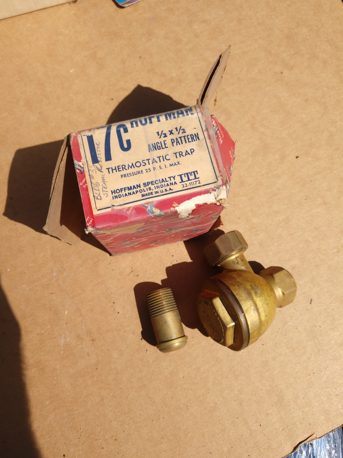 Hoffman 17C Angle 3/4″ OEM thermostatic trap BRAND NEW NOS