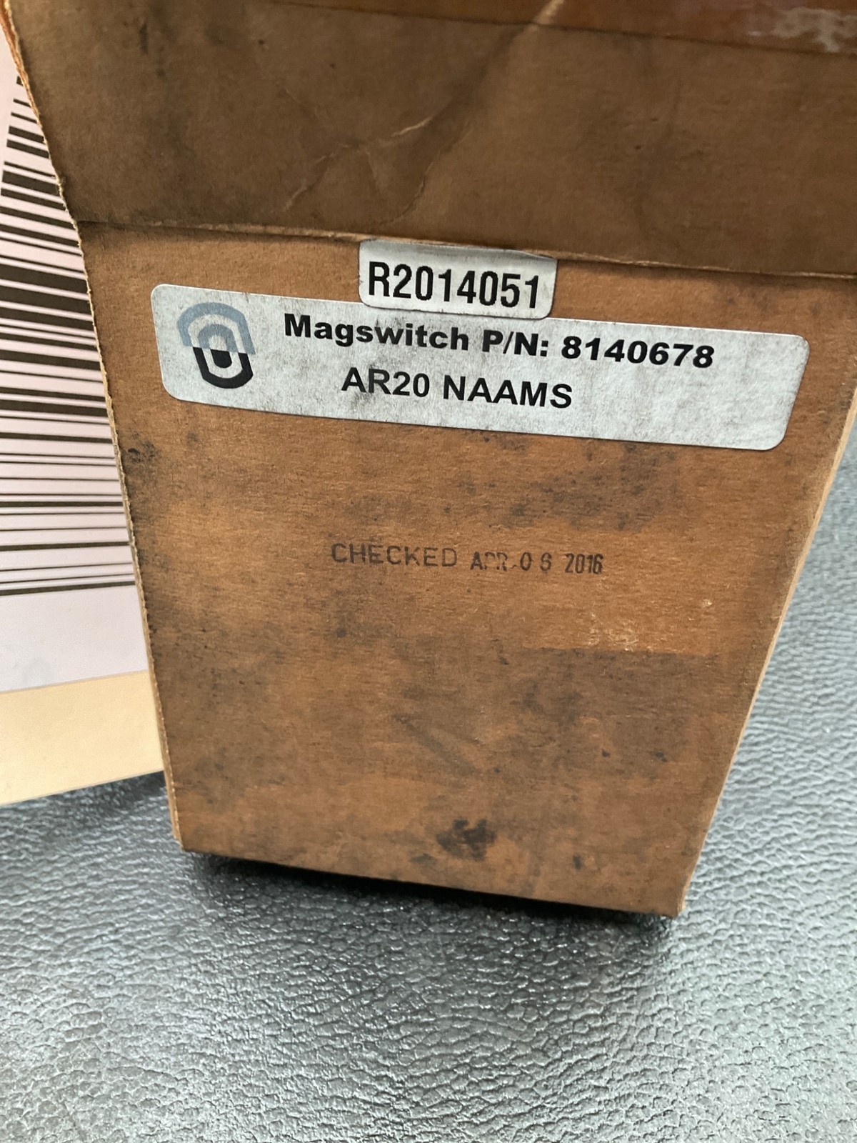 MAGSWITCH 8140678 Magnetic Gripper Switch AR20 NAAMS NEW
