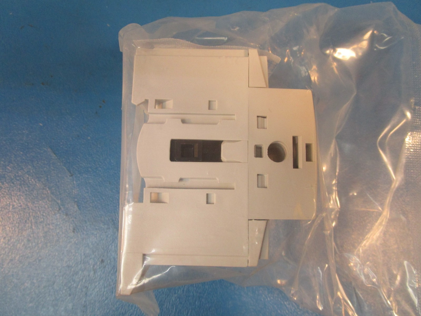 EATON R5B3060U, DISCONNECT SWITCH, ROTARY, B-FRAME, 60 AMP, 3P, 600VAC
