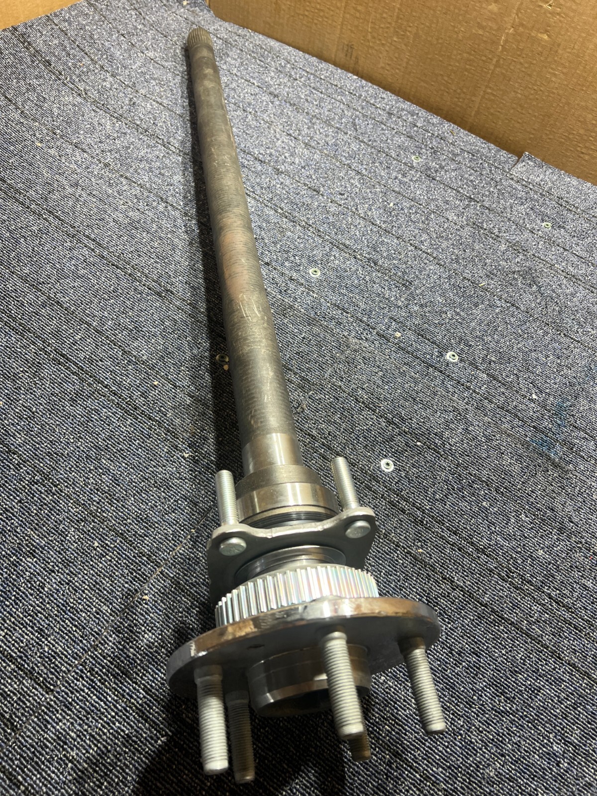 Axle Shaft Assembly H2AHR 171 | 5 Stud | ABS Ring | Stud Mounting | Bearing Assy