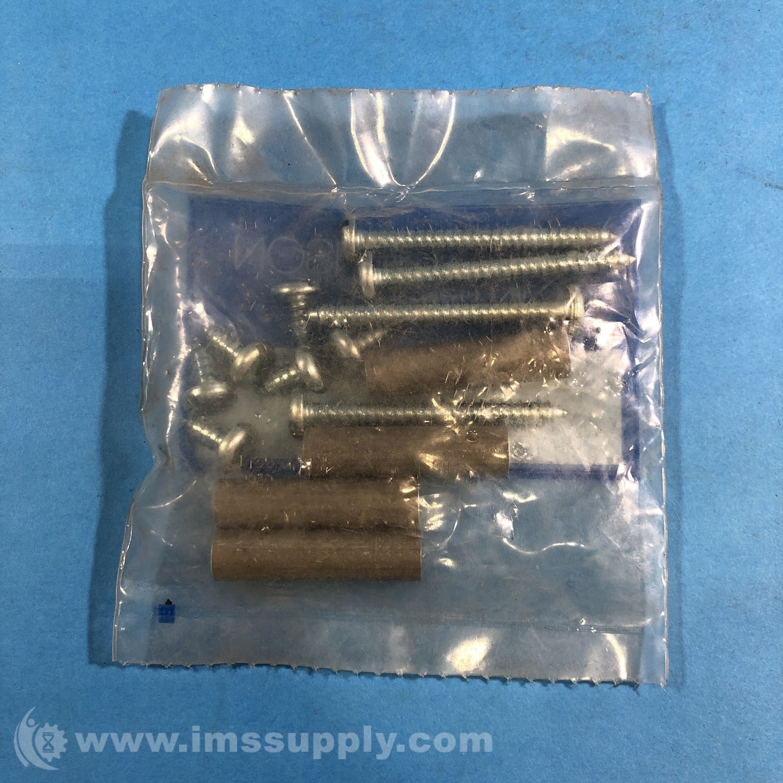 Johnson Controls Spacer Fastener Kit FNFP