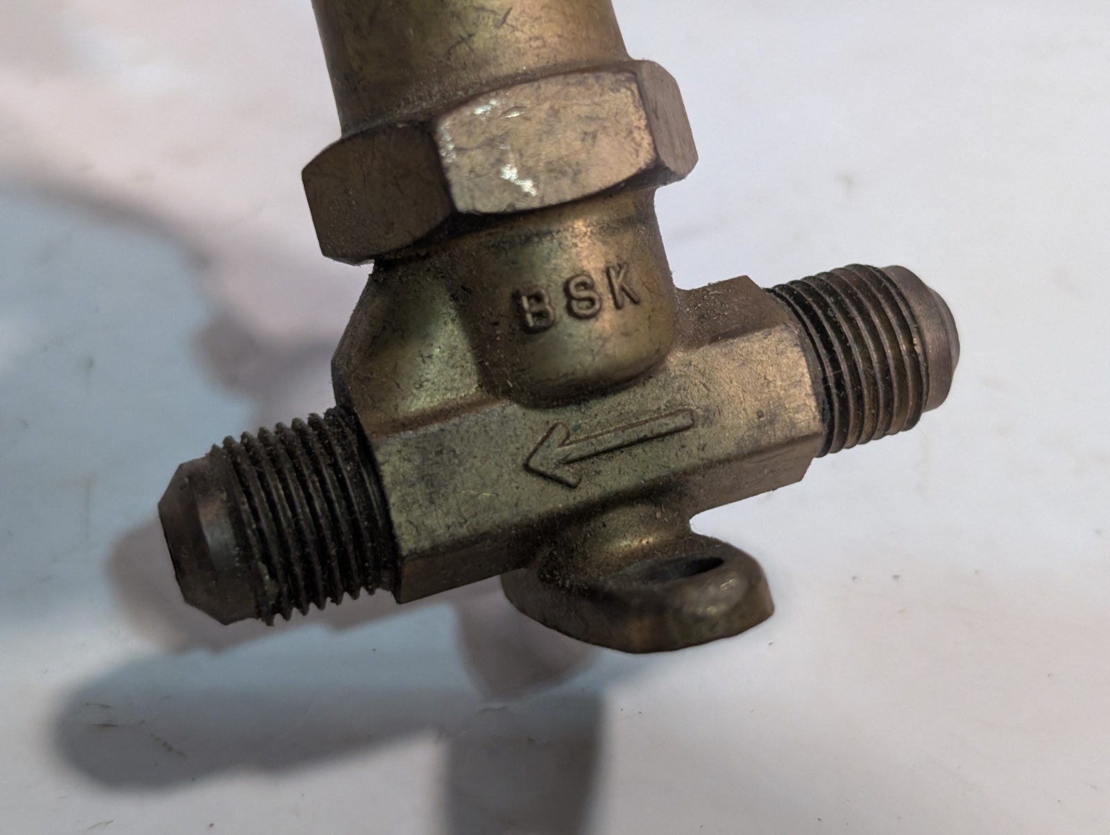 Lot of 11: Asstd Stop Valves, Autoclave Engineers (AE), SAGInoMiya, Keeney, More