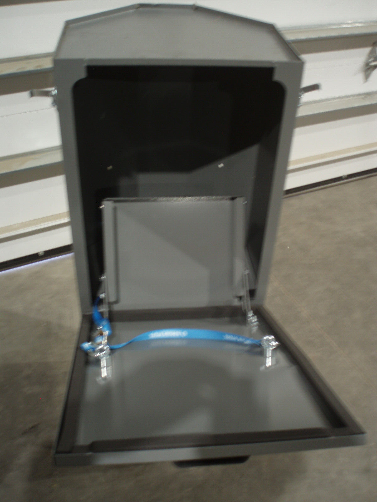ADRIAN STEEL DUAL TANK STORAGE CABINET