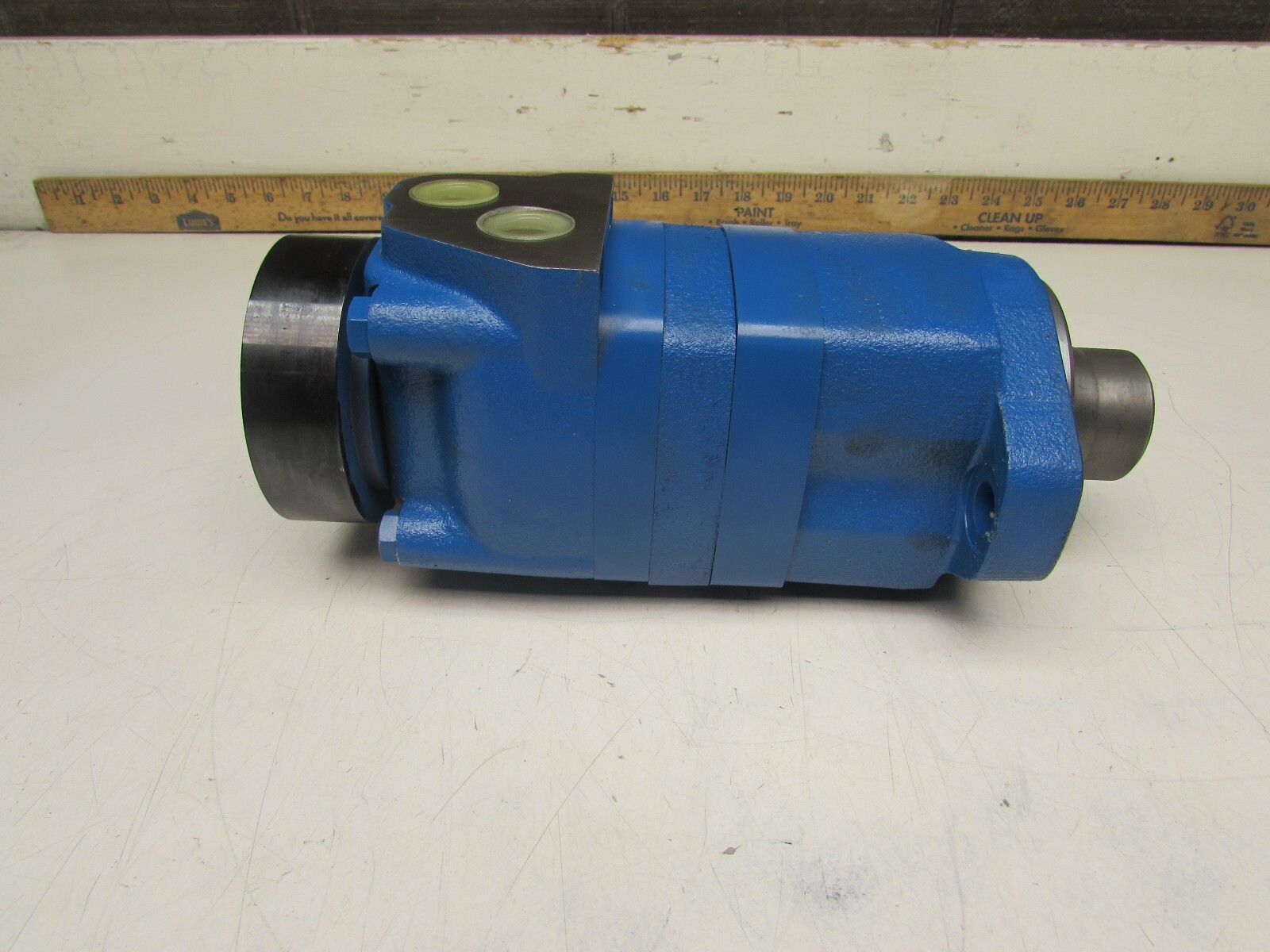 EATON CHAR-LYNN 2TH08AS2S-E 3236, HYDRAULIC MOTOR, NEW! MAKE OFFER!