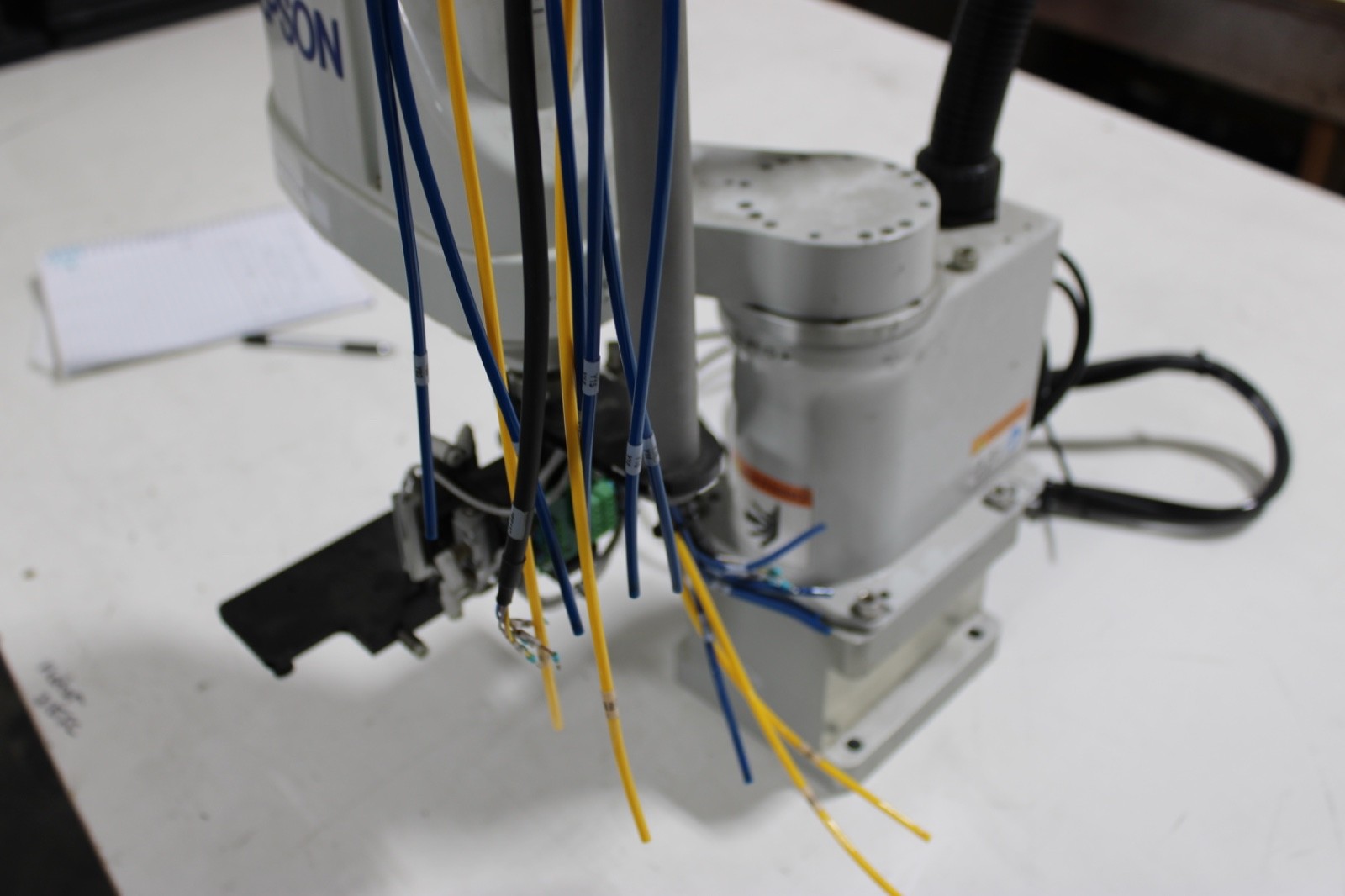Seiko Epson LS3-401S 4-Robot w/ RC90 Controller