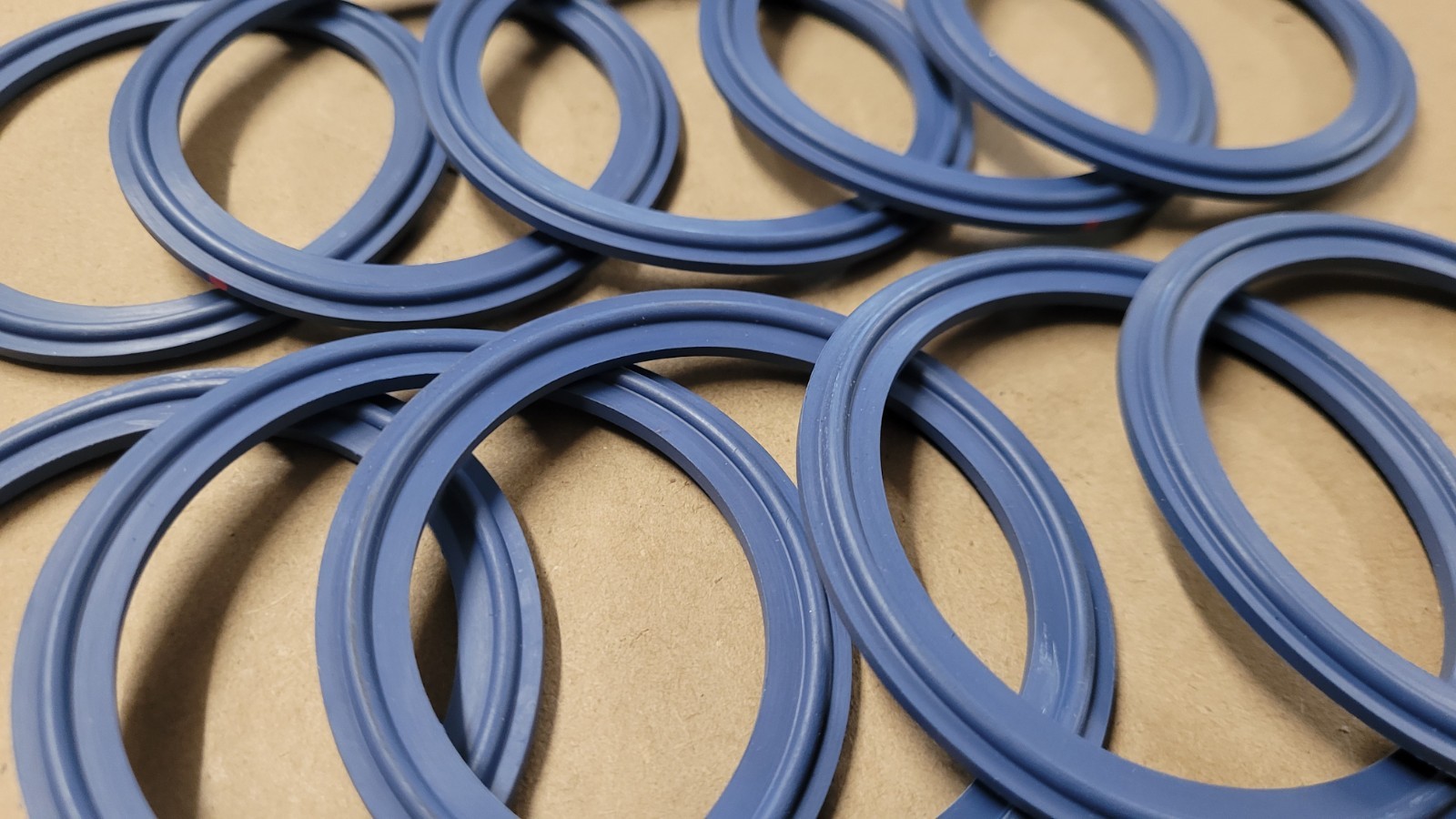 Lot 10 Blue EPDM Water & Steam Resistant Metal Detectable 2-1/2″ OD Tube Gaskets