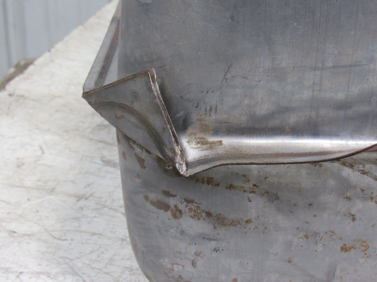 American Designer GM-14B 31 Gal. Fuel Gas Diesel Tank Blazer Suburban 82-91
