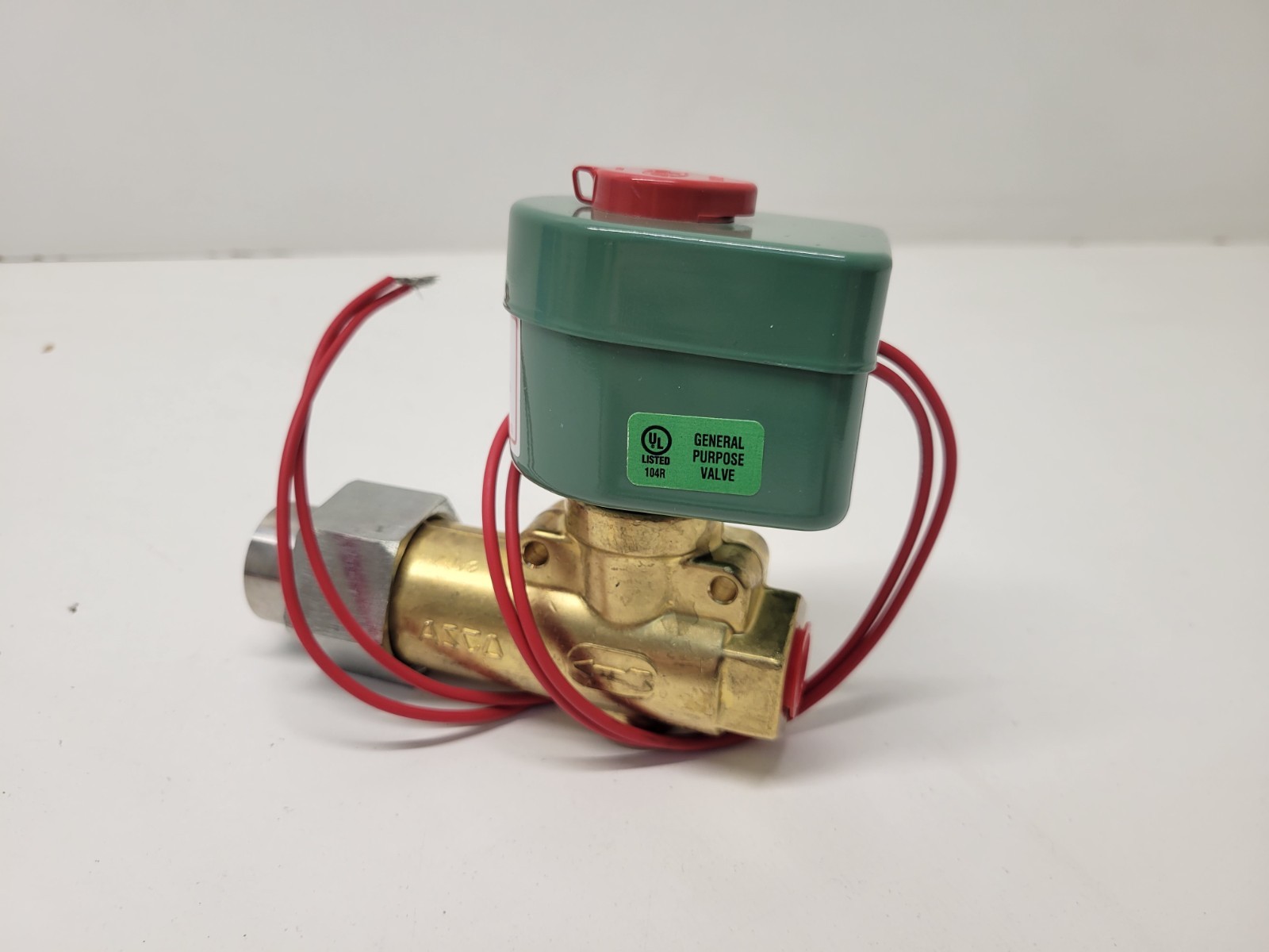 NEW OLD STOCK! ASCO 3/8″ 110/120V 15.4W 150PSI SOLENOID VALVE 8266D107V
