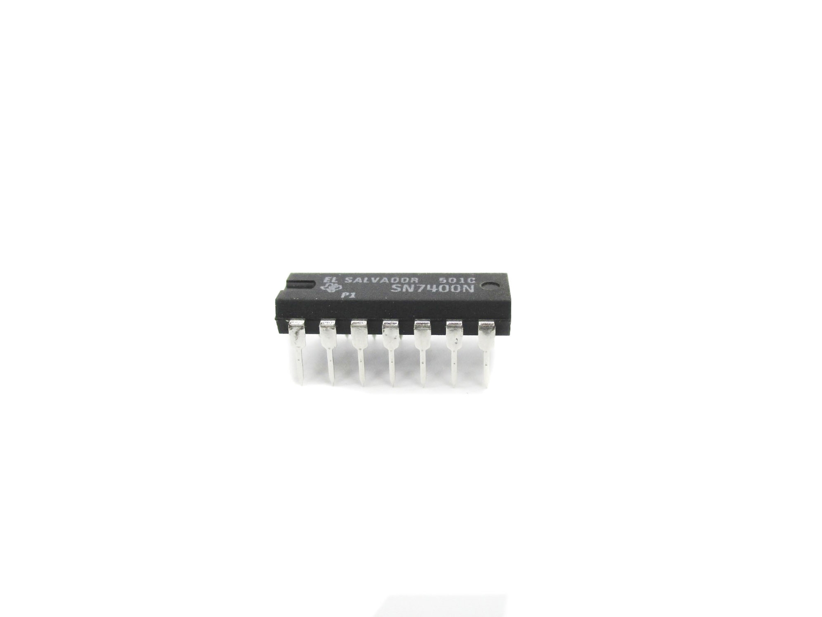 EL SALVADOR SN7400N NSNP