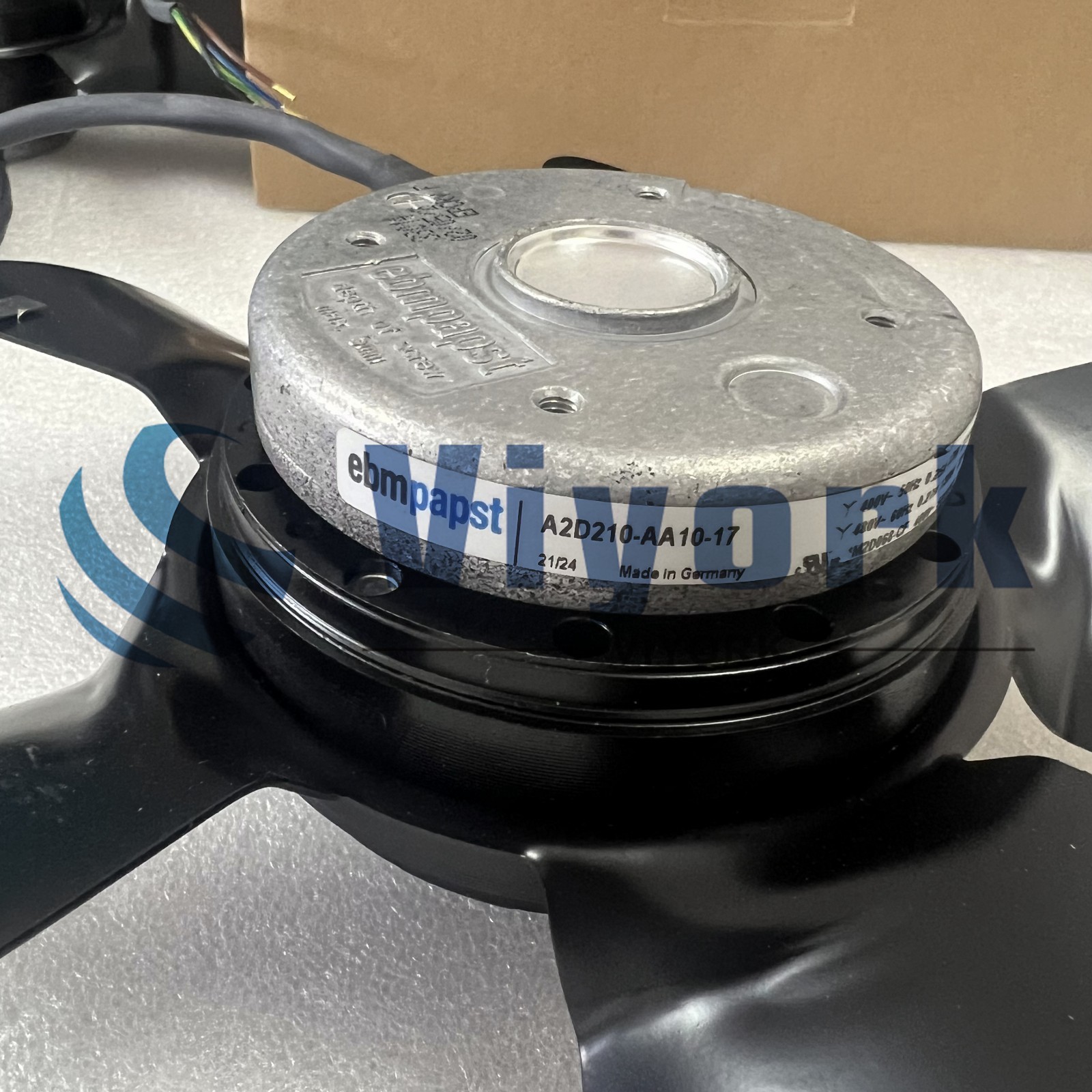 EBM A2D210-AA10-17 400V 50/60Hz 87/130W 0.20/0.27A Cooling Fan NEW