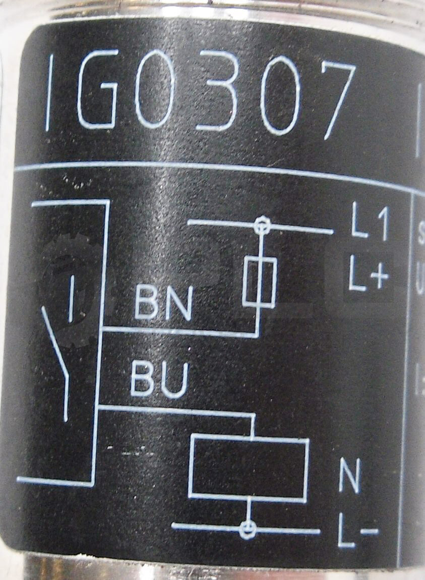 NEW IFM IG0307 IGA2008-AB0A PROXIMITY SENSOR 20-250V 45-65HZ