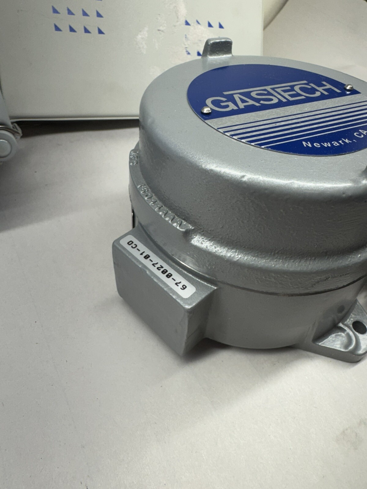 GASTECH SAFETNET TYPE 100 GAS MONITOR 72-1300-01 W/ SENSOR 57-7210 EXPLOSION NEW
