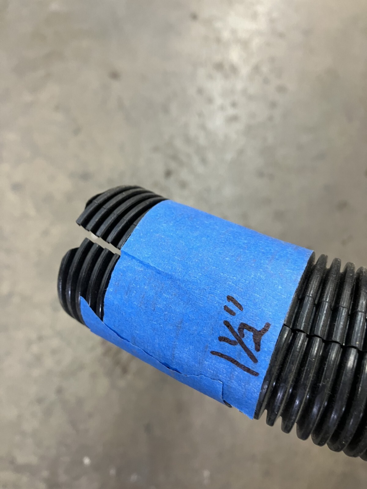 Lot of 3 Slit Corrugated Sleeving 1.5 inch three pieces 55′ 40′ and 12′