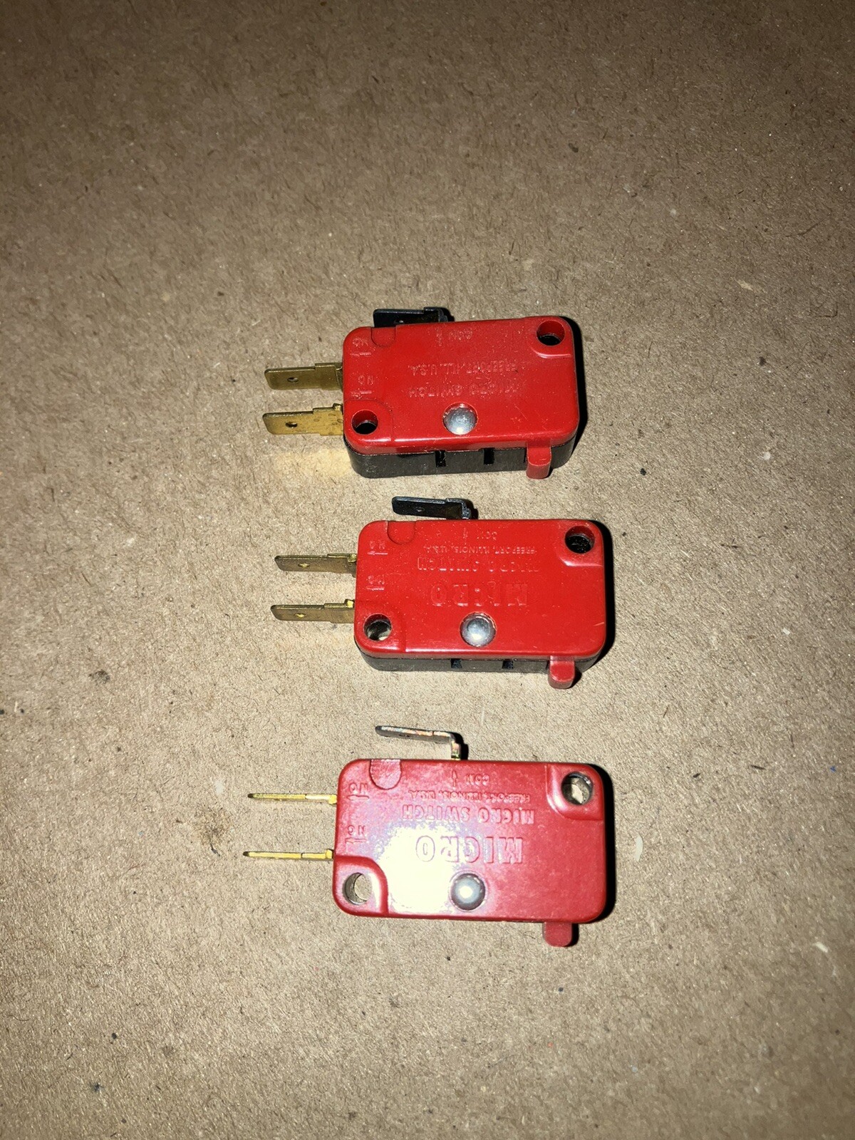 3 PCS – Micro Switch V3-1-D8 Snap Action Pin Plunger NEW NOS
