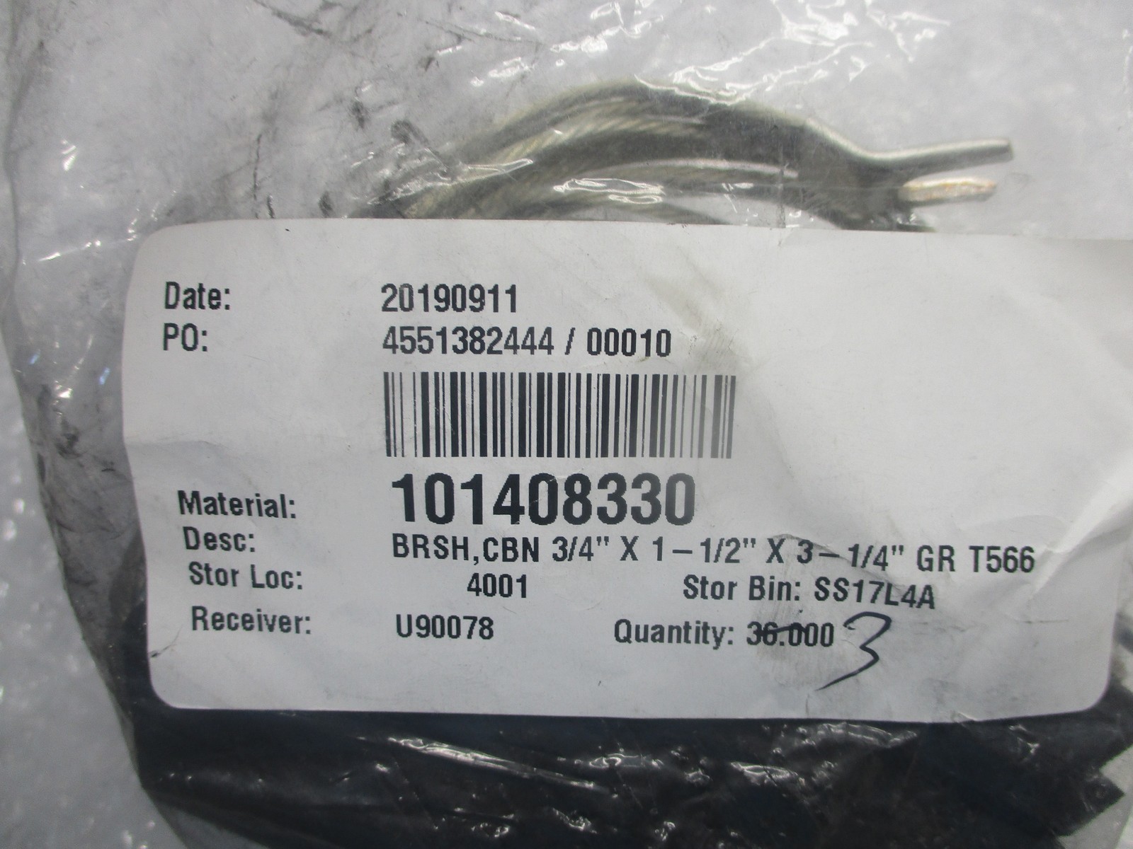 INDUSTRIAL SPARE T566 3/4X1-1/2X3-1/4 CARBON BRUSH LOT OF 3 NSNP