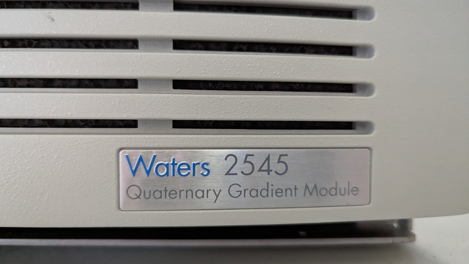 Waters 2535 Quaternary Gradient Module 720003202en