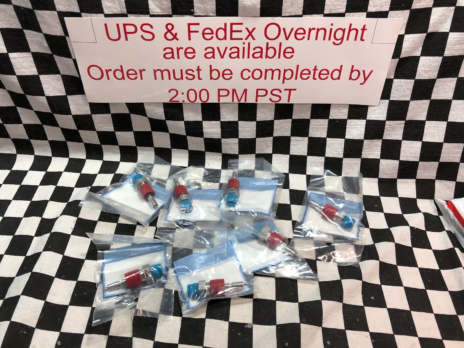 Lot Of 7 SWAGELOK SS-QC4-D-2MT, Quick Connect with Valve 1/4″ ISO THREAD, #1174B