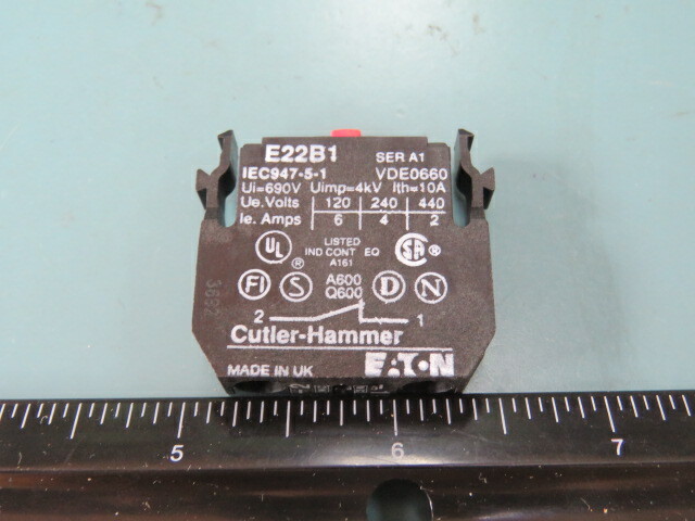 CUTTER-HAMMER E22B1 Qty of 2 per Lot Contact Block, 10 A, 600 V, 1 Pole, 1NC