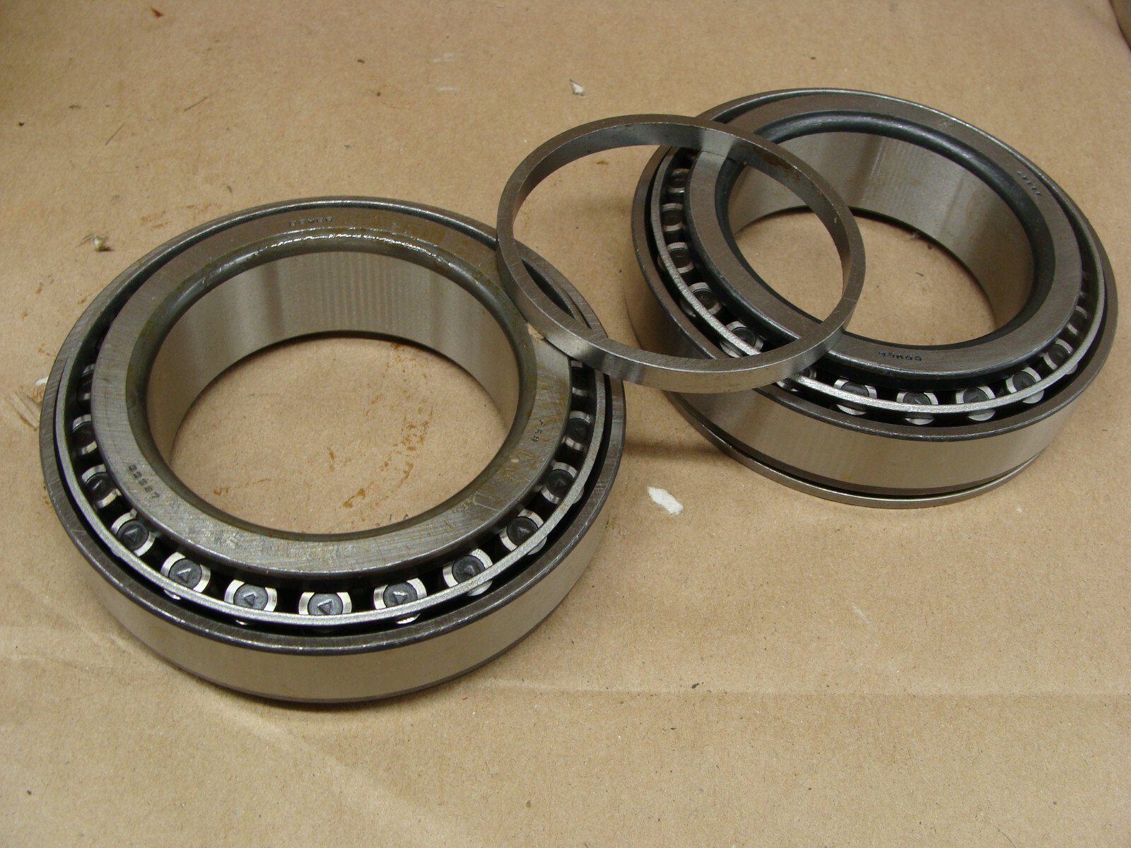 LOT OF 2 BOWER TAPERED ROLLER BEARINGS 33287 33462