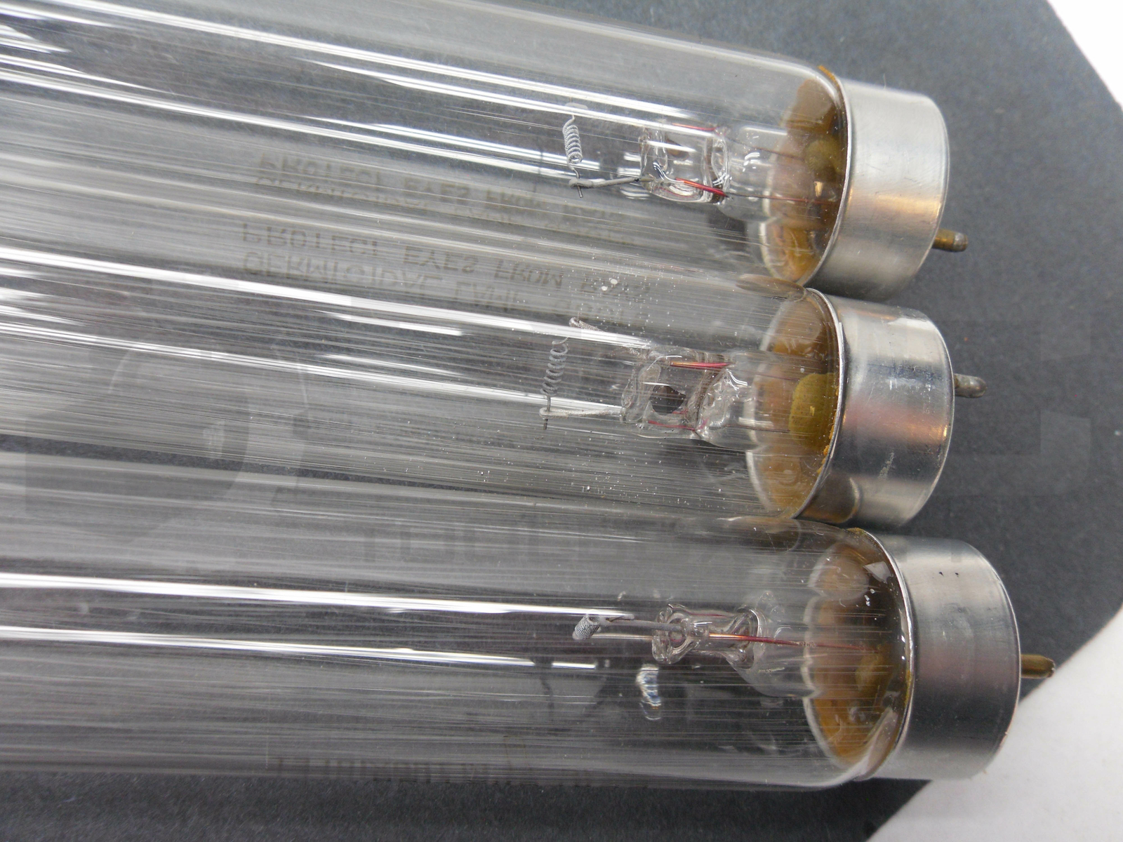 LOT OF 3 NEW ATLANTIC ULTRAVIOLET G30T8 GERMICIDAL LAMP BULB