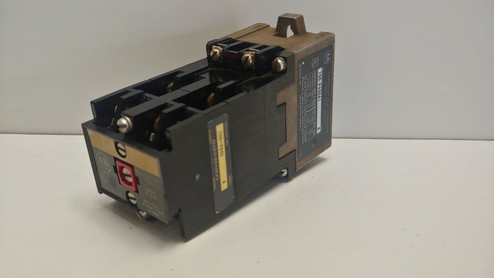 GUARANTEED! ALLEN-BRADLEY 115-120V COIL CONTROL RELAY 700-P400A1 700-PB40