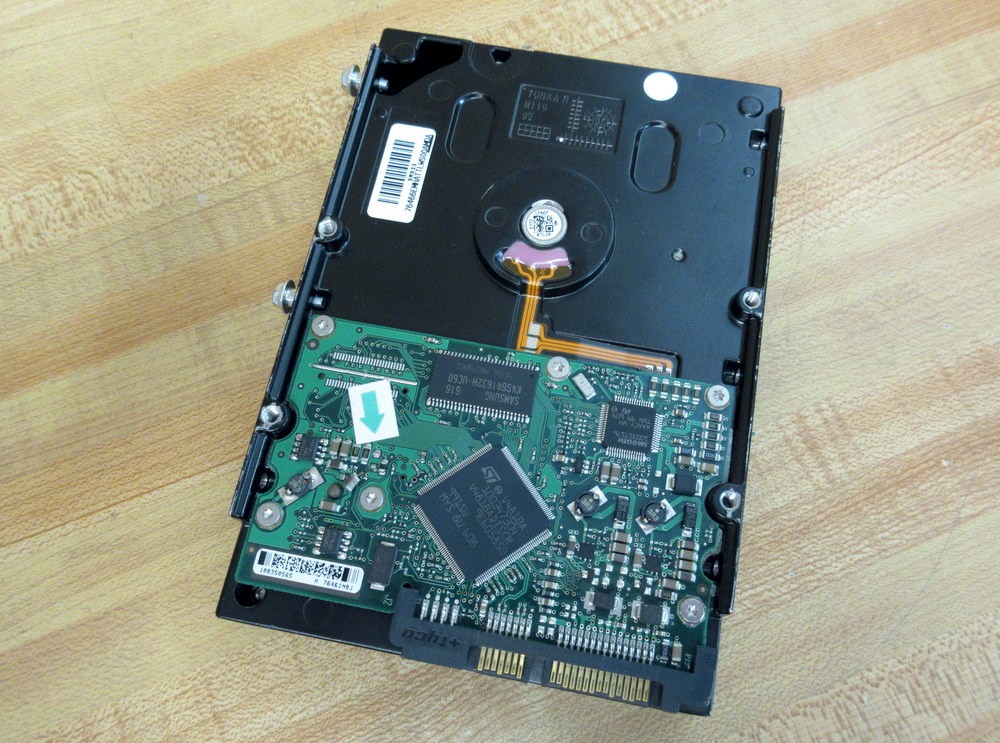 Seagate 9BA385-110 3.5″ HDD ST3400832NS Non-Refundable