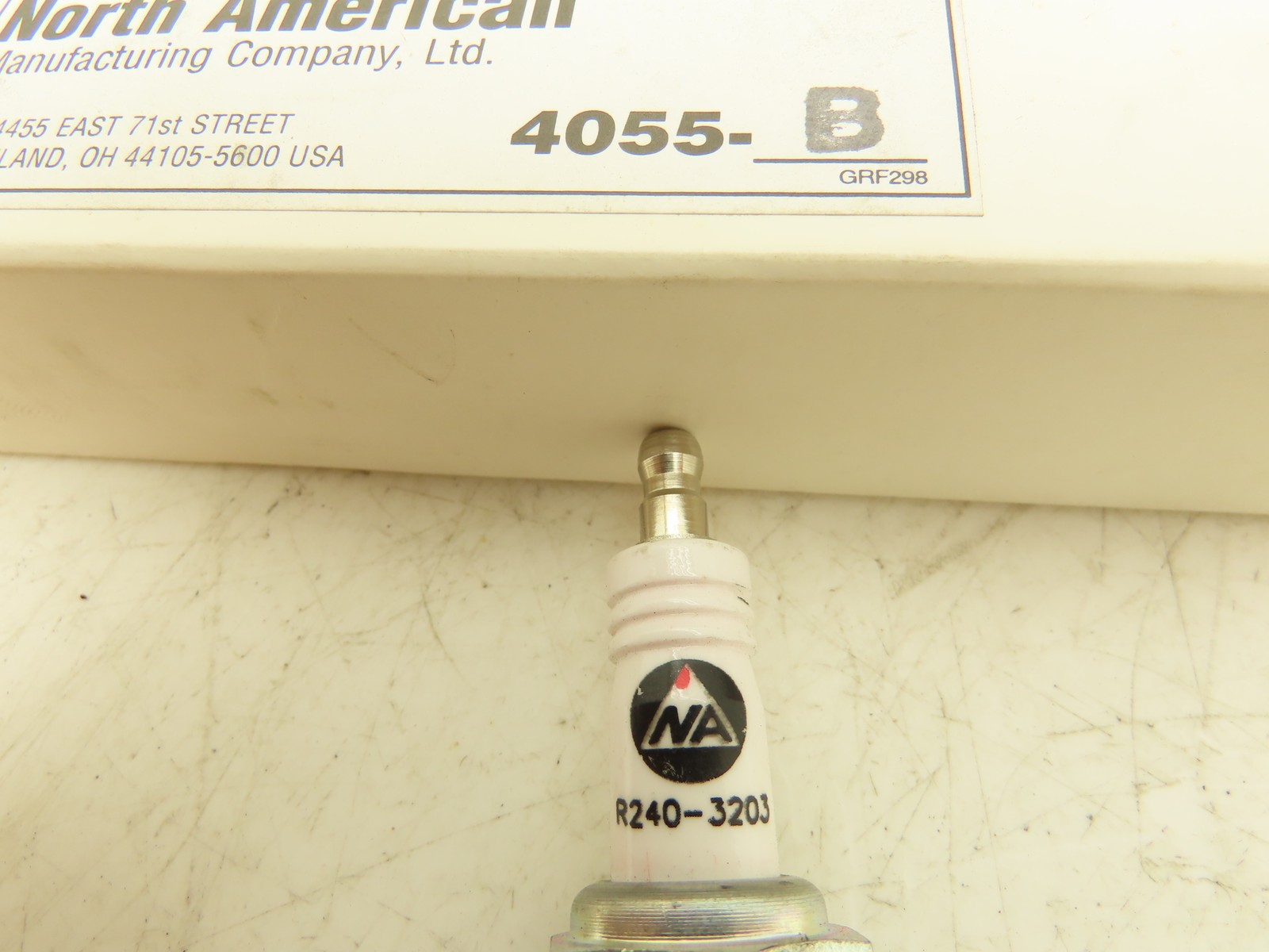 North American 4055-B Spark Ignitor Electrode 3/4″ NPT 2-3/4″ Length