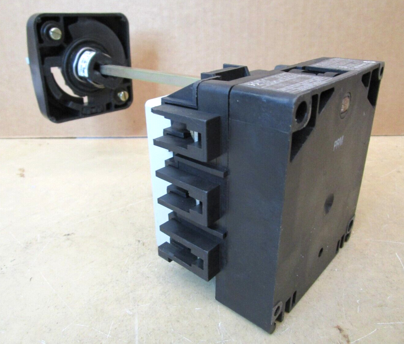 Allen-Bradley 194R-NN030P3 Molded Case Switch 194R-HS4 47297LR