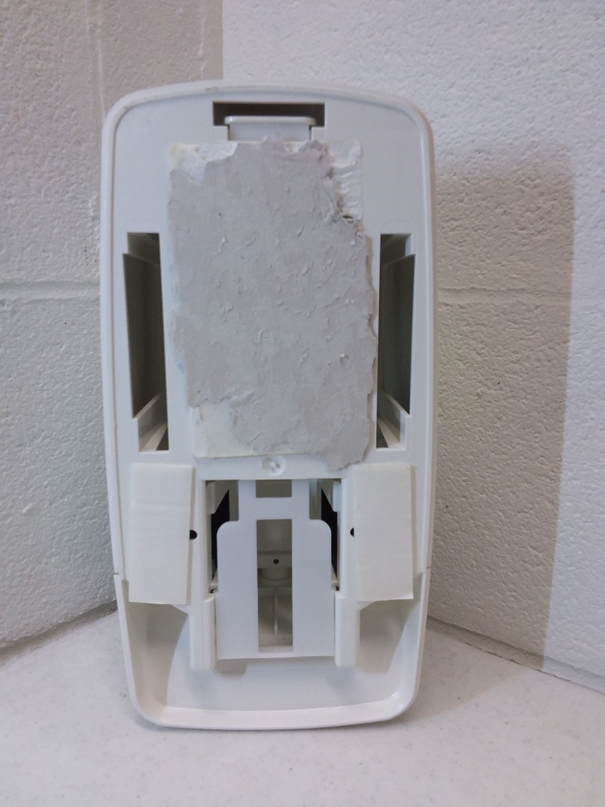 GoJo 9034-001-XXX Manual Wall Sanitizer Dispenser 800 mL