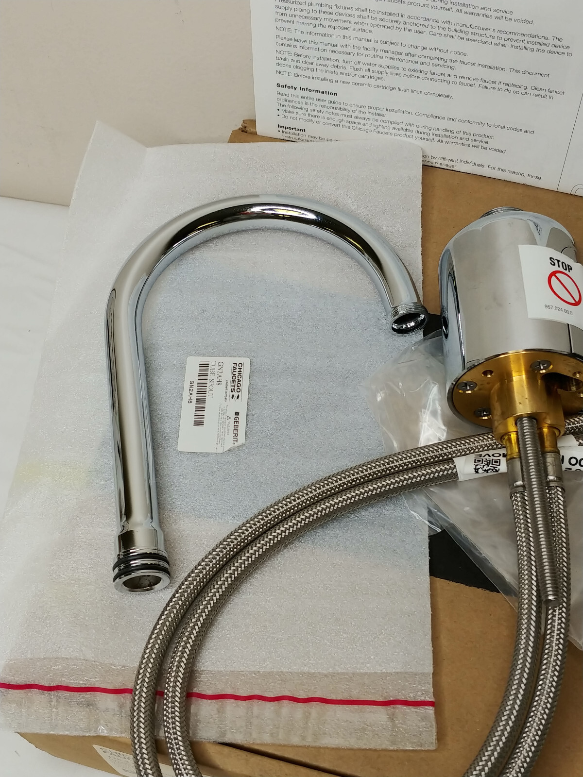 CHICAGO FAUCETS 116.213.AB.1 Gooseneck,Chrome,Chicago Faucets,0.5gpm 5UTP3