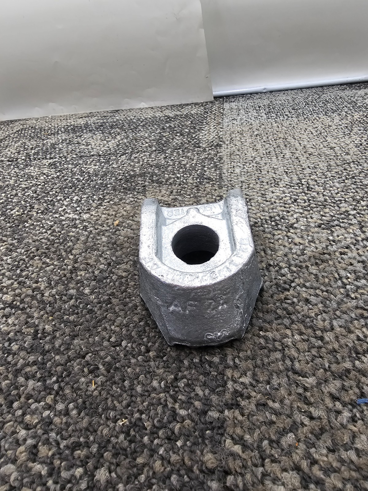 Lindapter AF24 Type AF High Slip Resistant Girder Clamp – Silver Color