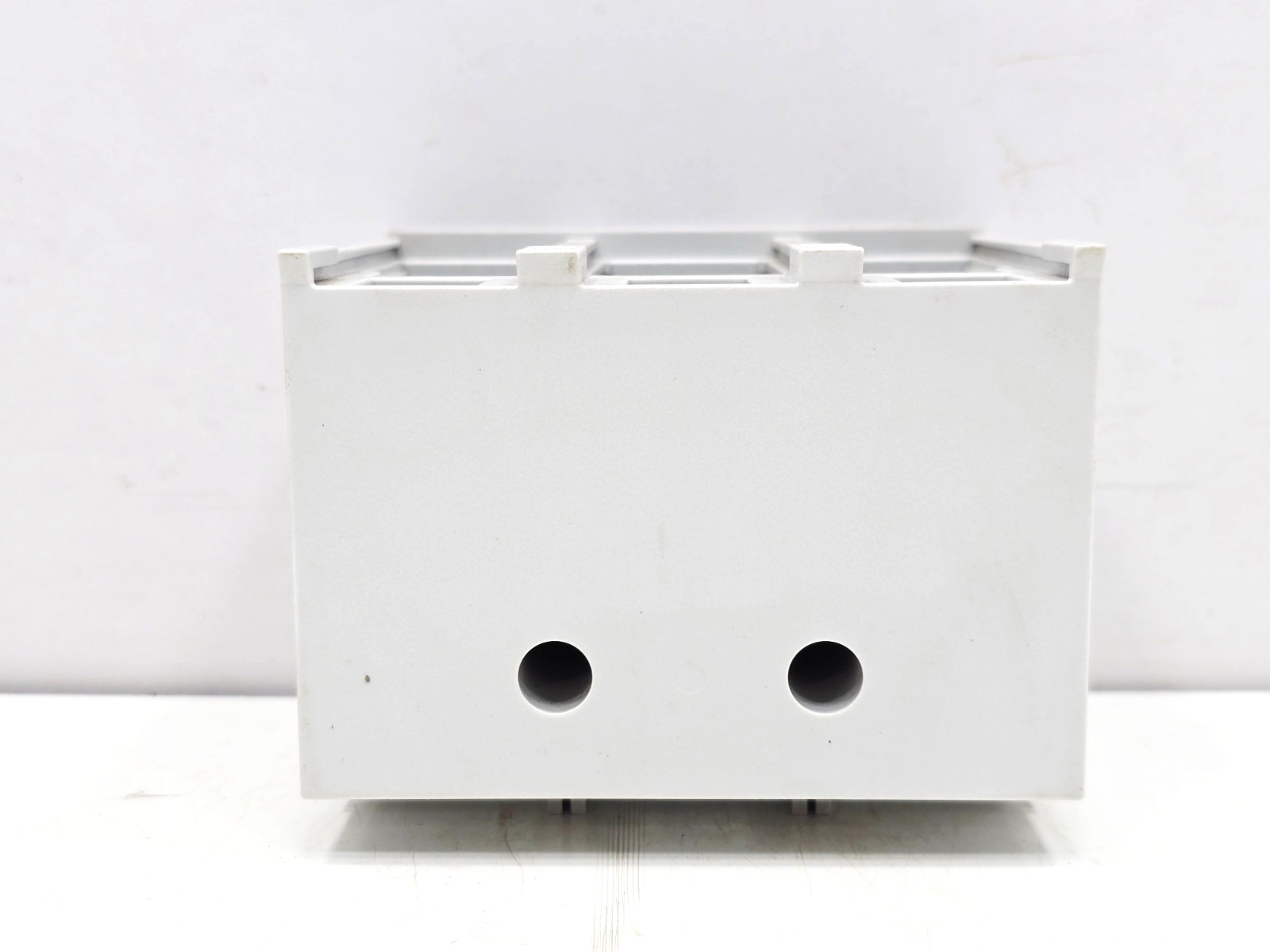 NZM2-XKSA EATON MOLDED CASE CIRCUIT BREAKER ACCESSORY BOX