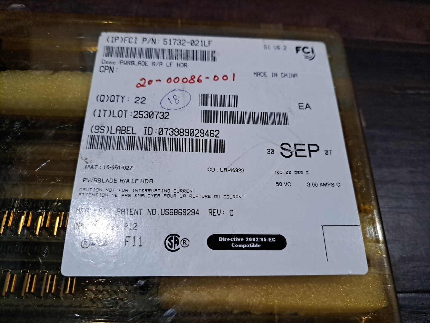 FCI Amphenol 51732-021LF Conn HDR Blade PWR 32POS EDGE MT