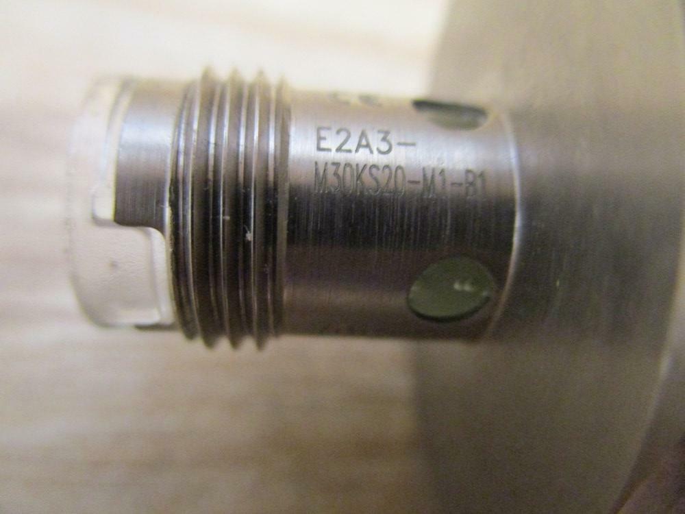 Omron E2A3-M30KS20-M1-B1 Proximity Sensor E2A3M30KS20M1B1