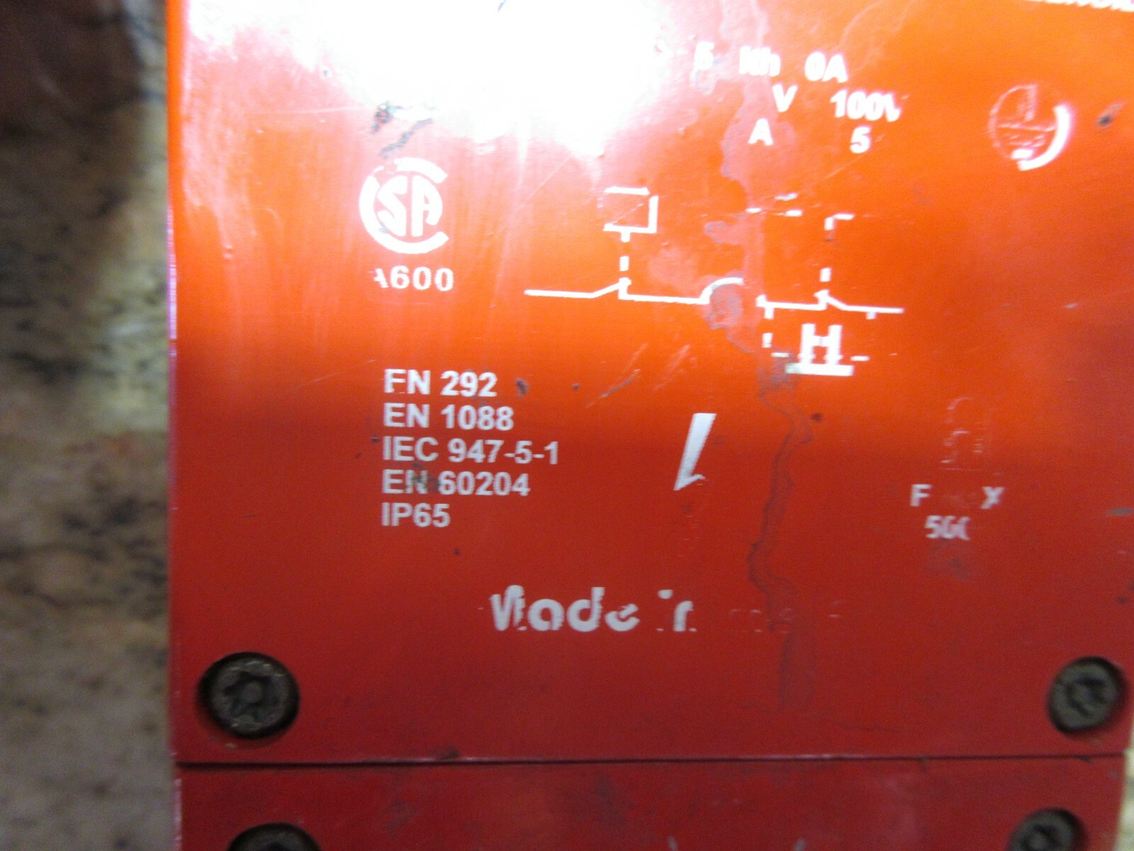 ALLEN BRADLEY GUARDMASTER SWITCH FN 292 EN 1088 IEC 947-5-1 EN 60204 07122 D712
