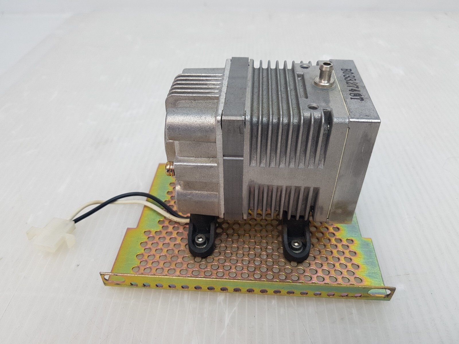 LUMENIS MEDO Vacuum Pump AC0102-A1043-D2-0511 115V 0.28A 50/60Hz
