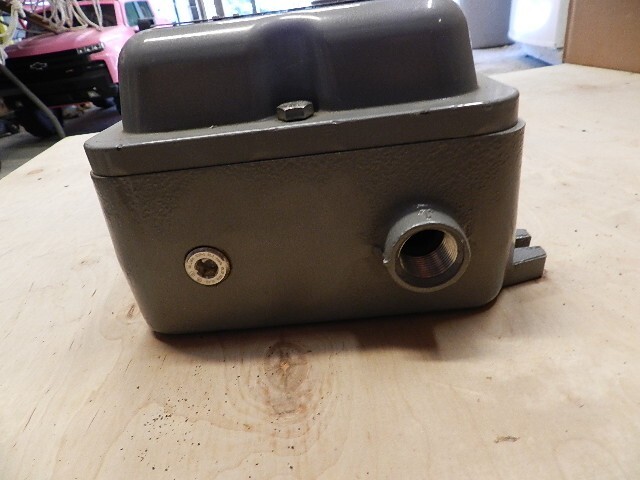SQUARE D SCHNEIDER H60XBDAA PowerPact B-Frame Molded Case Switch Enclosure,