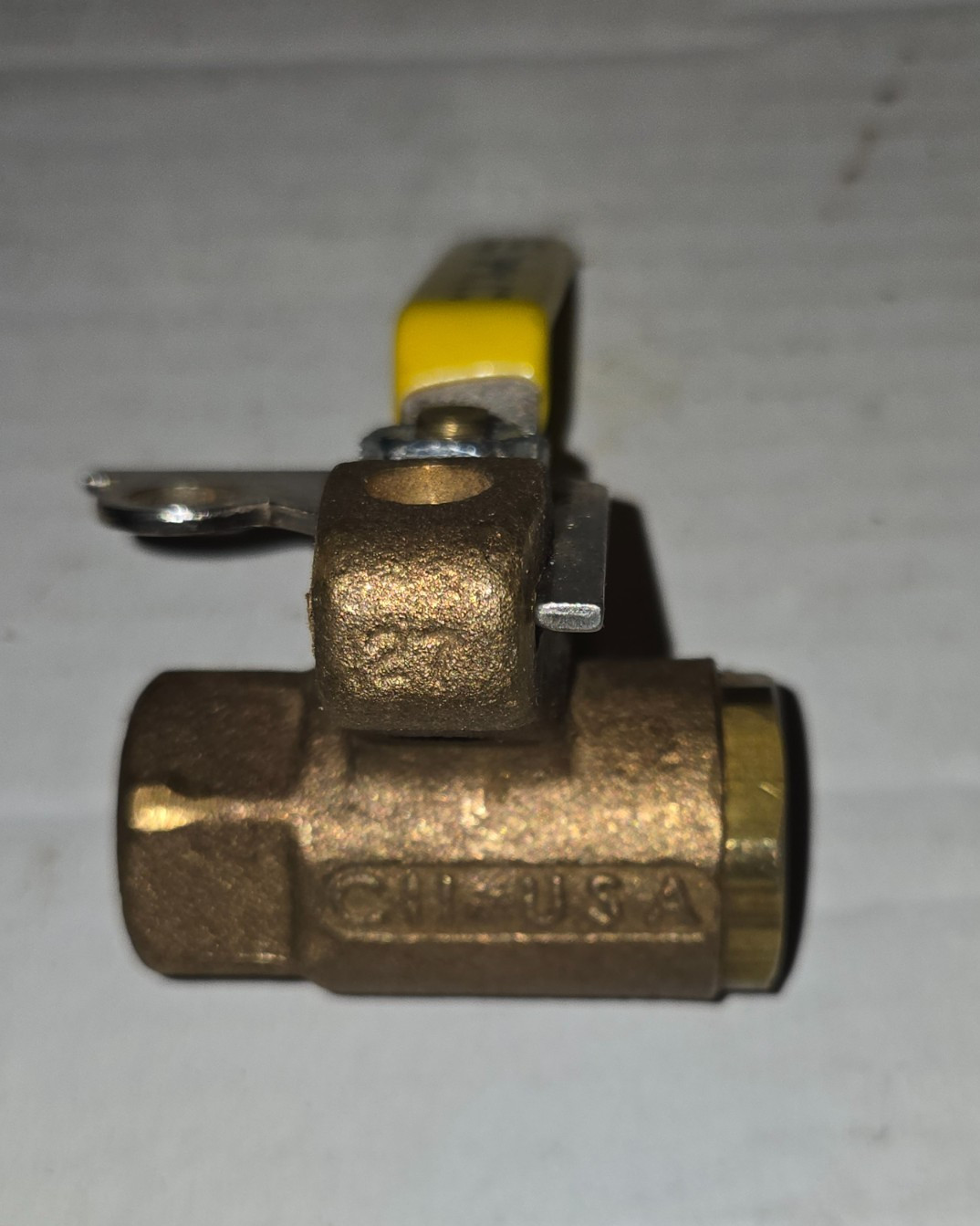 Conbraco Apollo 1/2″ 600 WOG C11 Lockable Ball Valve