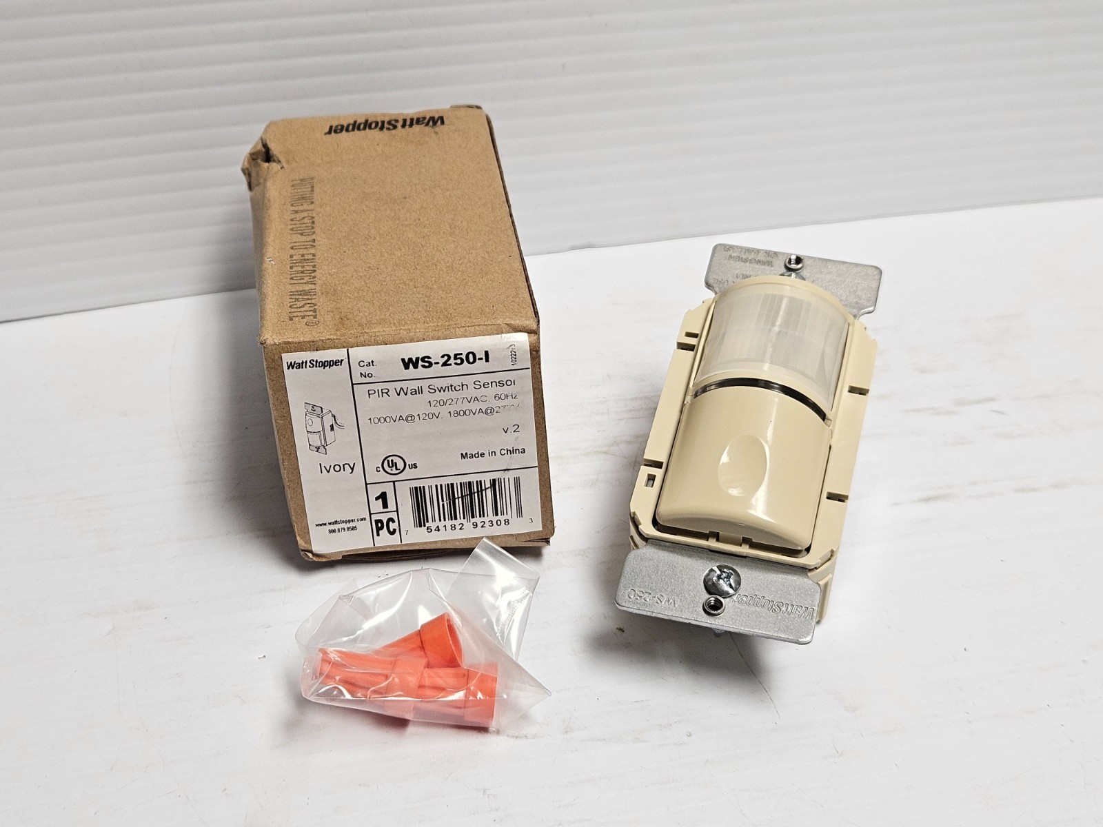 Watt Stopper PIR Wall Switch Sensor WS-250-I 120/277Vac Ivory New