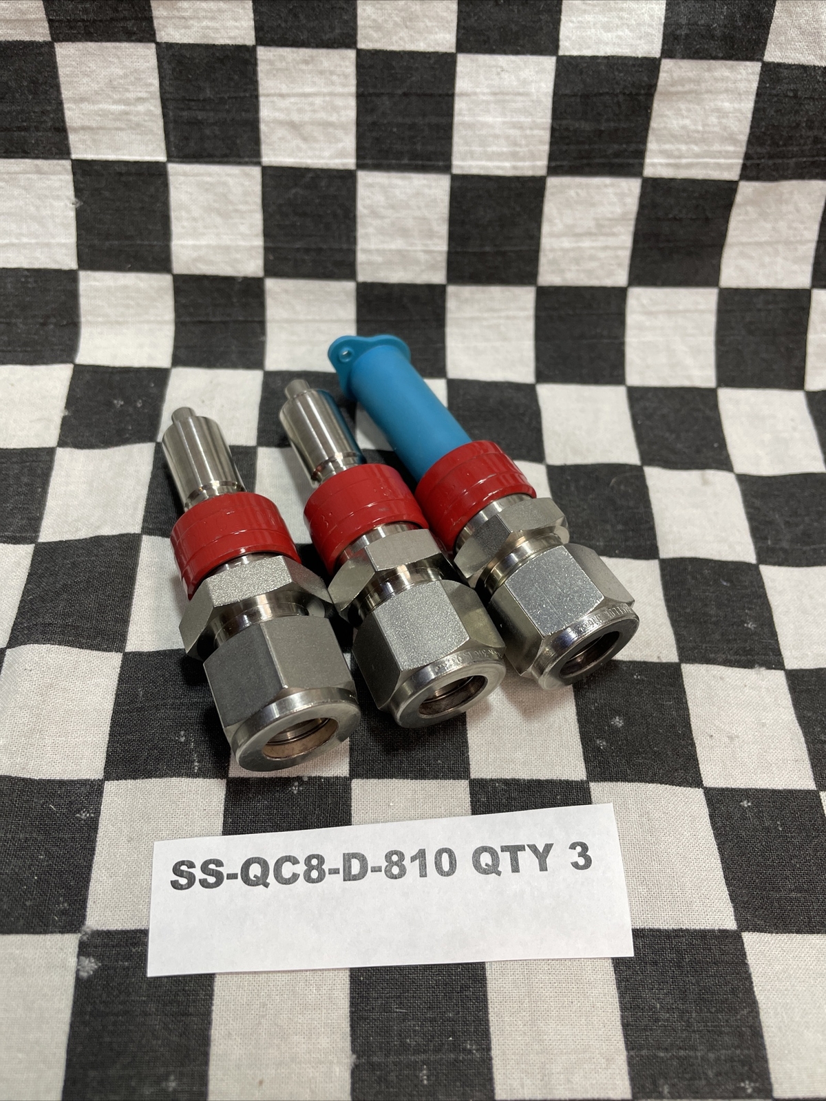 SWAGELOK Quick Connect 1/2″, SS-QC8-D-810 & SS-QC8-S-810, LOT OF 4 #1541N2