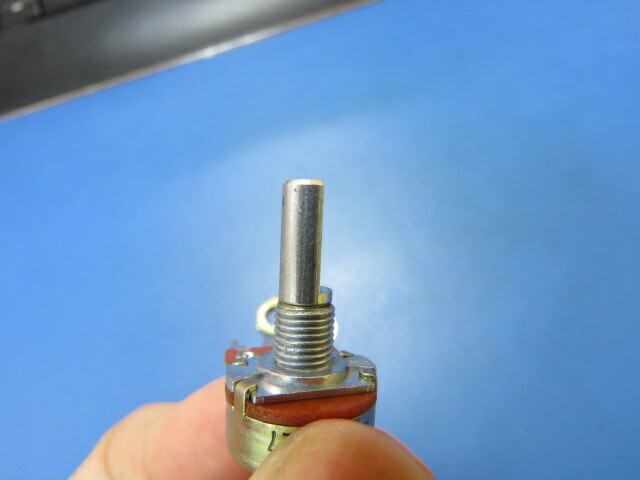 GENERIC B10K 3 pin Qty of 15 per Lot potentiometer 3 pin