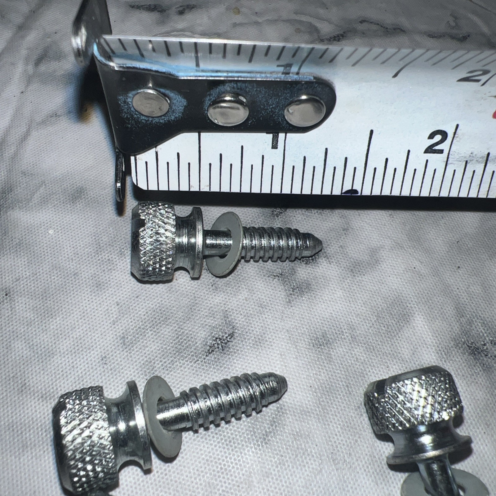 Lot of 9 SOUTHCO CONNECT CREATE INNOVATE 12-99-581-404 994353 FINGER SCREWS