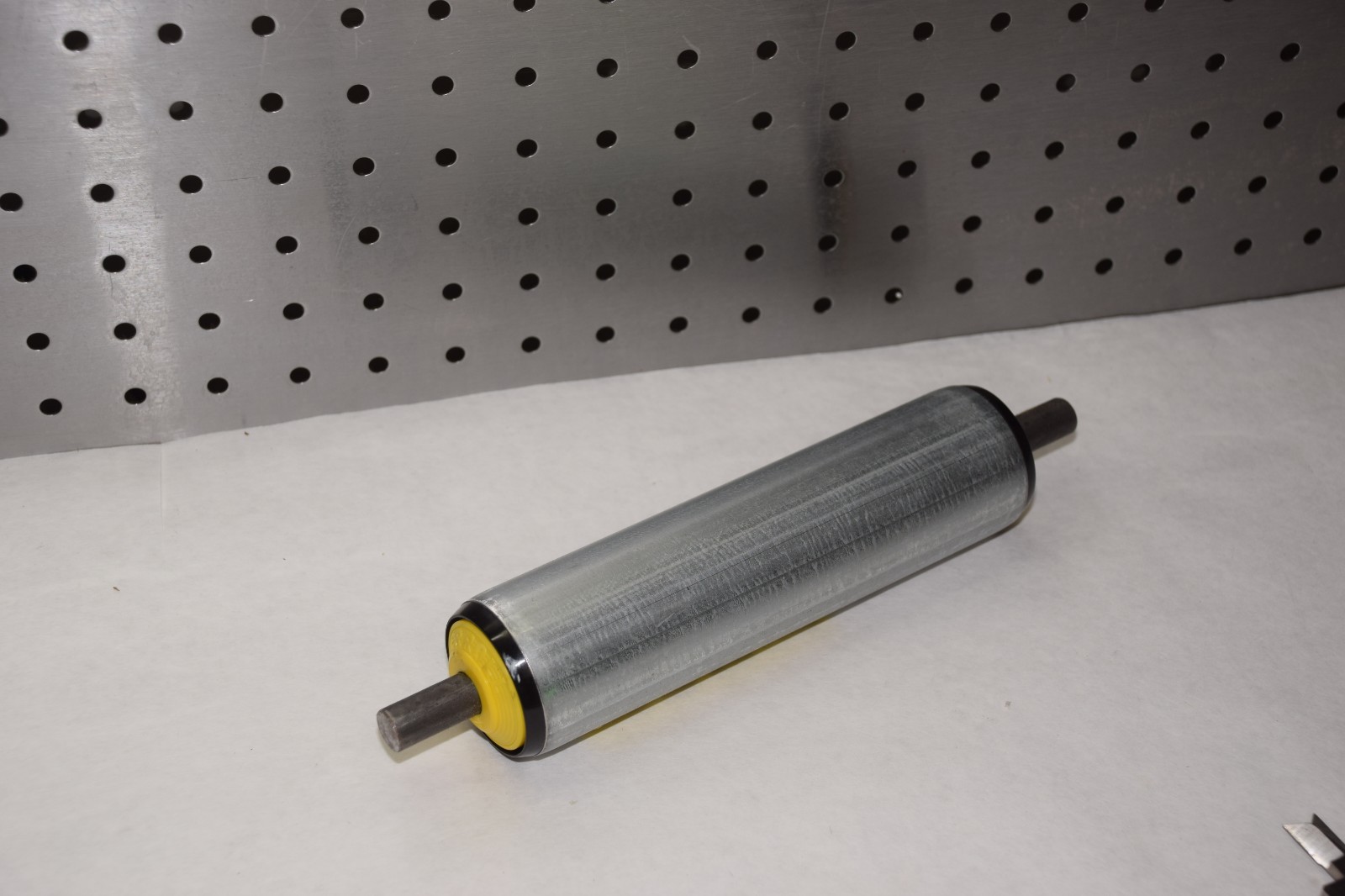 (2) INTERROLL 1.776.R81.M75-7.63 H 1-29/32″ WIDE 10″ LENGTH CONVEYOR ROLLER NEW