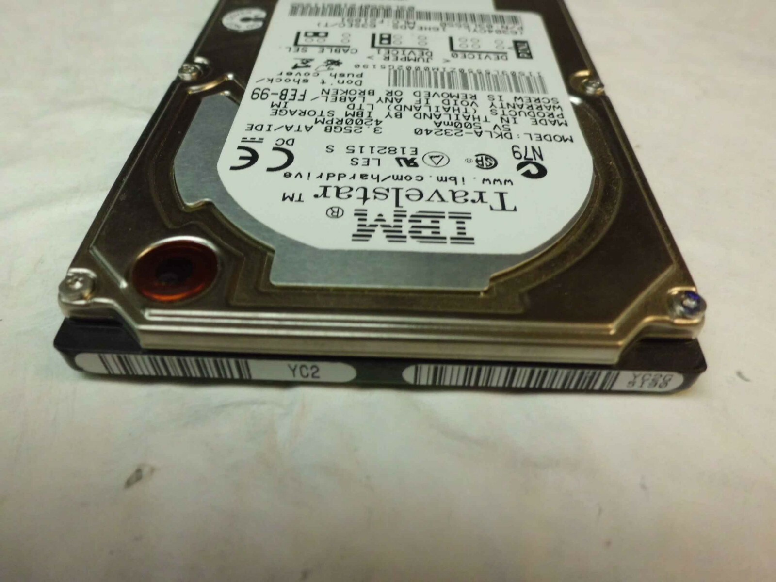 3.25GB 2.5″ IDE HARD DRIVE LAPTOP DKLA-23240 03L5550 IBM TRAVELSTAR 9.5MM TESTED
