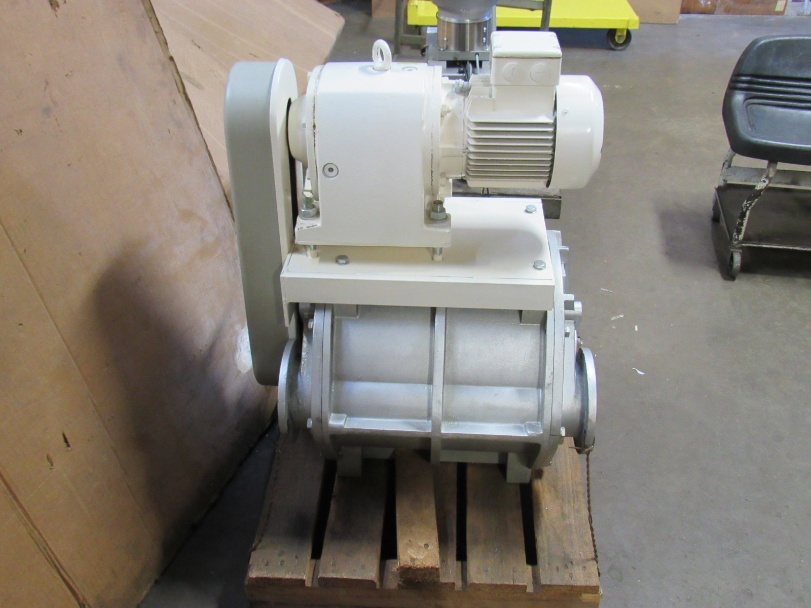 NEW REIMELT ROTARY AIRLOCK VALVE TYPE 13 SCHL.4.20SG 1.5HP 254/440V 10″X4″