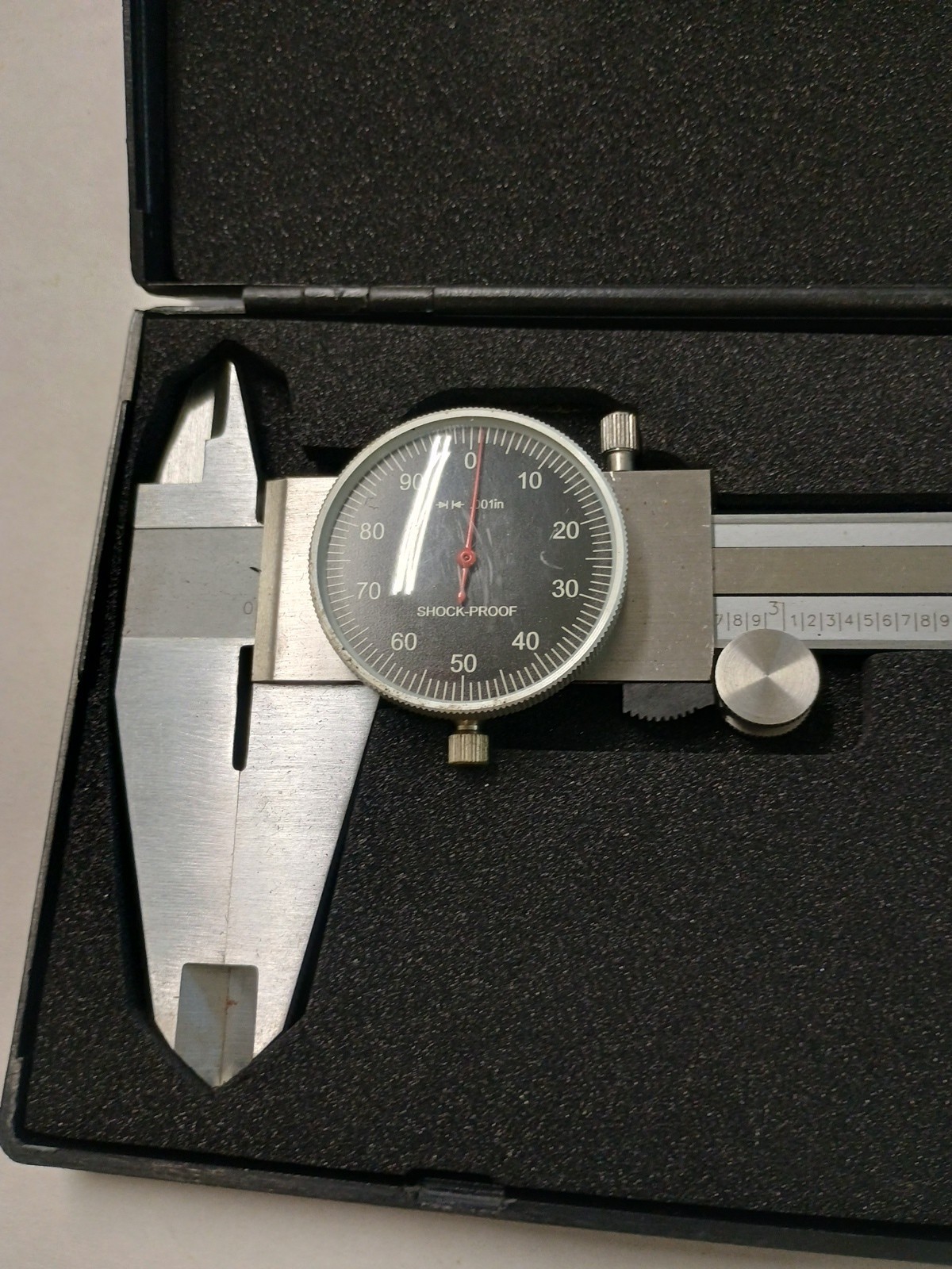 10B-0612 6″ & 12″ Black Face Calipers 0.001 Graduation